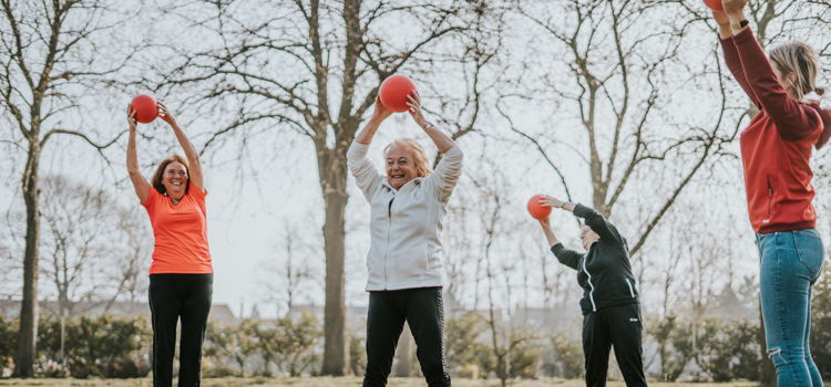 sportende vrouwen buiten